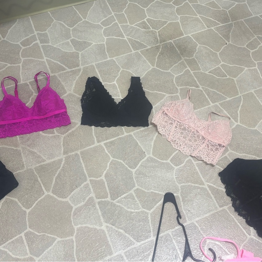 7 bandeau/bralettes